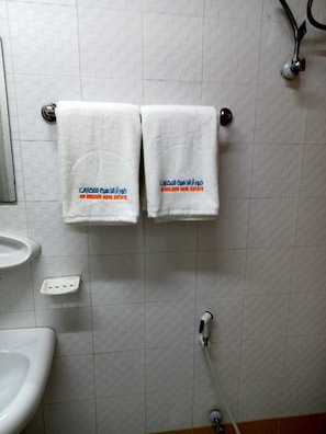 Two-Bedroom Apartment | Bathroom