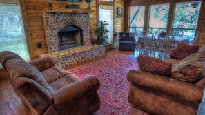 Smart TV, fireplace