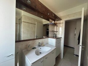 Haartrockner, Handtücher