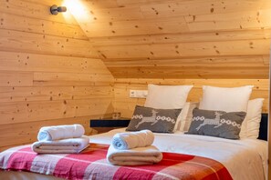 2 slaapkamers, een strijkplank/strijkijzer, wifi, beddengoed