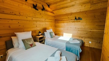 2 chambres, fer et planche Ă  repasser, Wi-Fi, draps fournis
