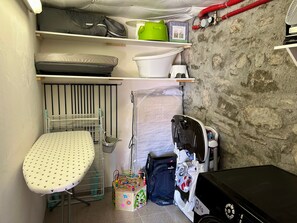 Interior - Chalet 'Au Pied De L'arcluse' with Mountain Views, Wi-Fi, and Air Conditioning (Saint-Pierre-d'Albigny)