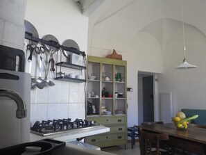 Microwave - Madonnina house in the center of San Remo just 5min walk from the sea (Sanremo)