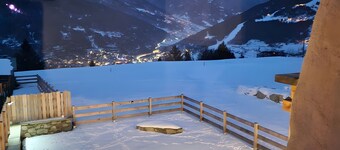 Apartment 'Scoiattolo' with Mountain View, Shared Garden and Wi-Fi