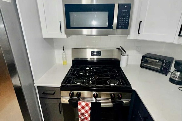 Micro-ondas, fogão, cooktop, lava-louças