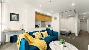 2 bedrooms, iron/ironing board, free WiFi, bed sheets - 2BR Apartment on Balfours Way (Adelaide)