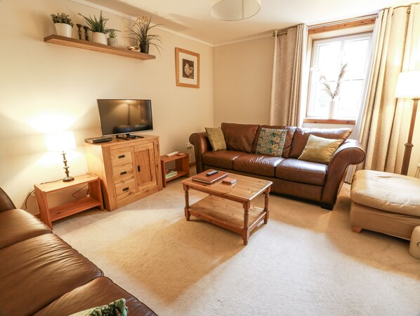 Cottage | Living area