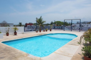 Udendørs pool