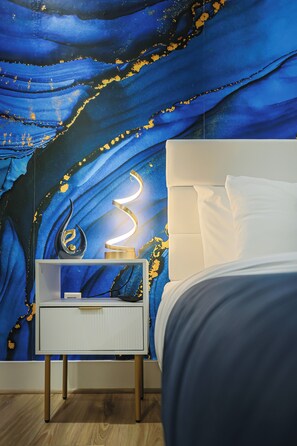 4 bedrooms, desk, iron/ironing board, travel cot