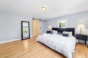 6 Schlafzimmer, Bügeleisen/Bügelbrett, kostenloses WLAN, Bettwäsche