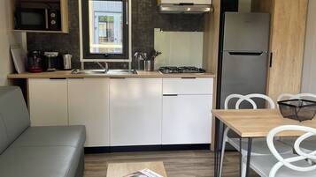 Microwave, stovetop