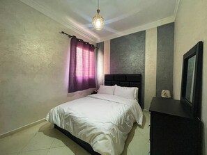 2 soverom, strykejern/-brett, wi-fi og sengetøy