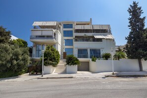 Exterior -  Natural Harmony - Luxury Studio Oasis & Hot Tub (Rodos)