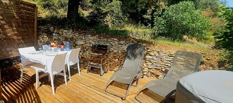 Le gros chêne, Jacuzzi privé jardin, Near Sarlat, Rocamadour, Lascaux, Padirac