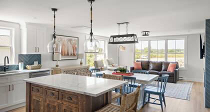 NEW Beachside Bungalow - 5Bd - Sunset View