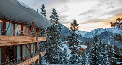 à 70m des pistes de ski, remise en forme, piscine, sauna, terrasse, balcon, parking, télévision