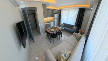 Exclusive Apartment, Kitchen | Free cribs/infant beds, free WiFi, bed sheets