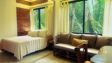 Tek Büyük Yataklı Oda, Bahçe Manzaralı | Ücretsiz kablosuz İnternet