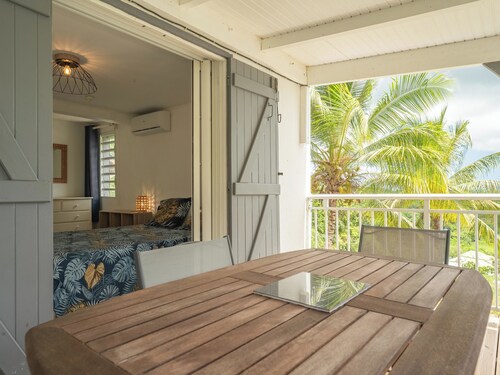 Appartement Iris avec piscine vue sur la campagne Idéal pour 4 personnes