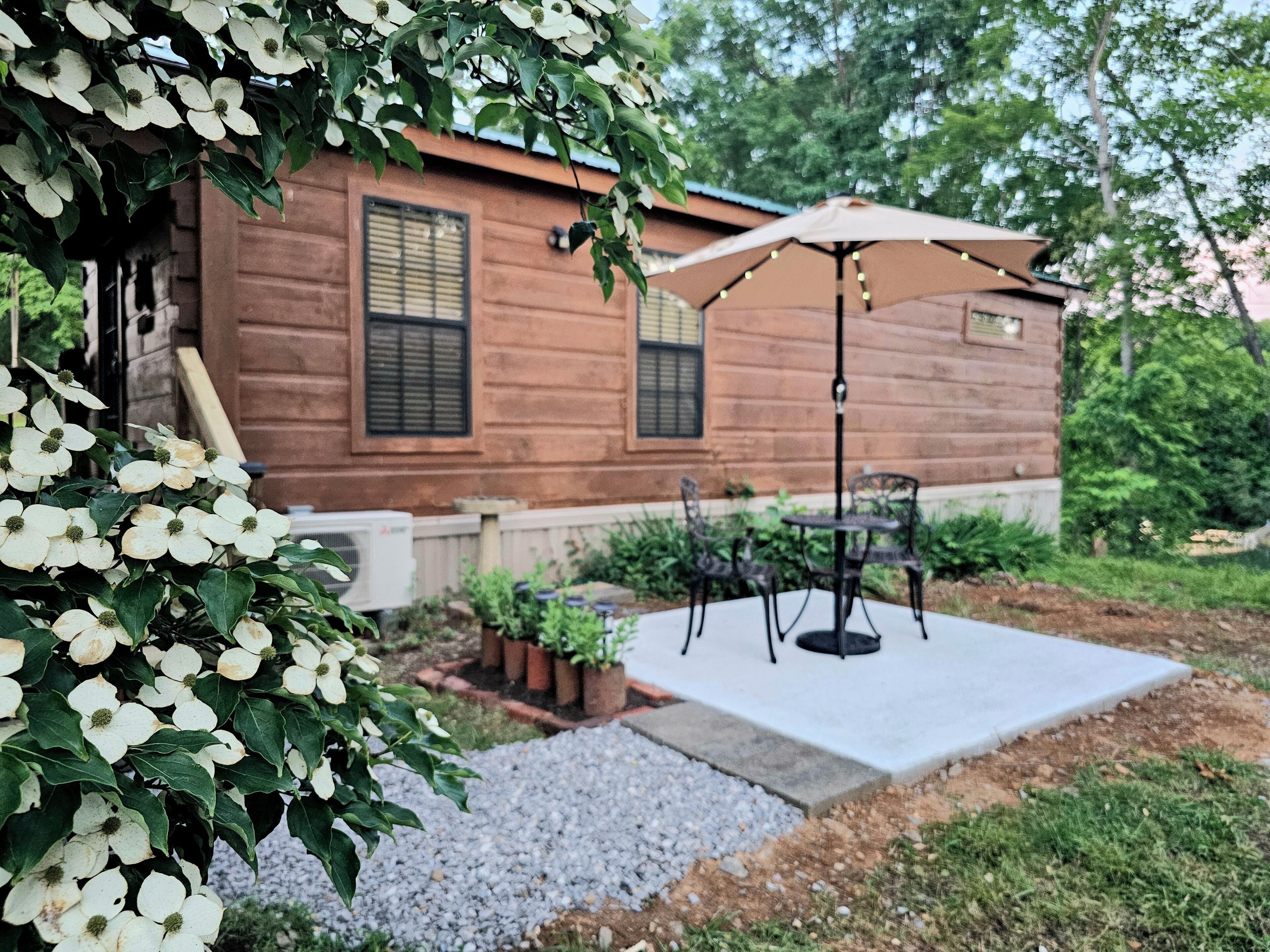 屋外ダイニングエリア