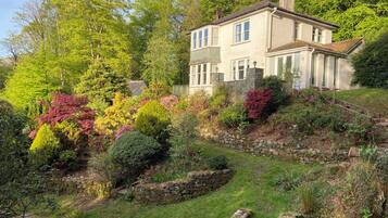 Cottage | Exterior