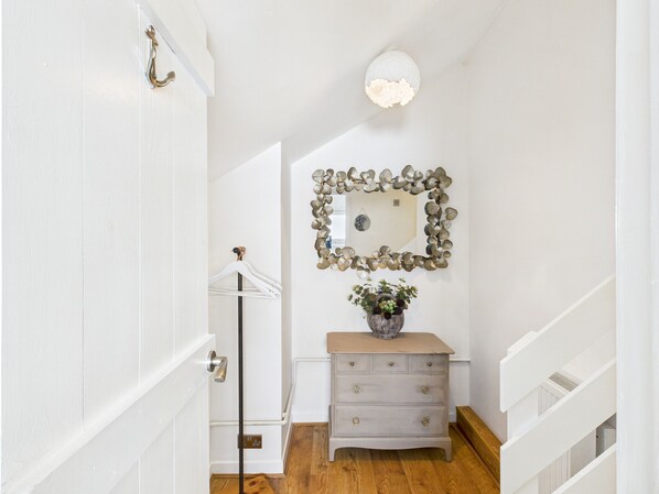 Interior - Luxury Beach Stay With Hot Tub (Burry Port)