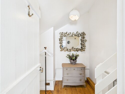 Luxury Beach Stay With Hot Tub