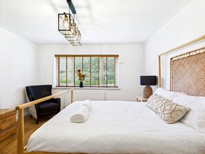 5 habitaciones, decoración personalizada y muebles diferentes