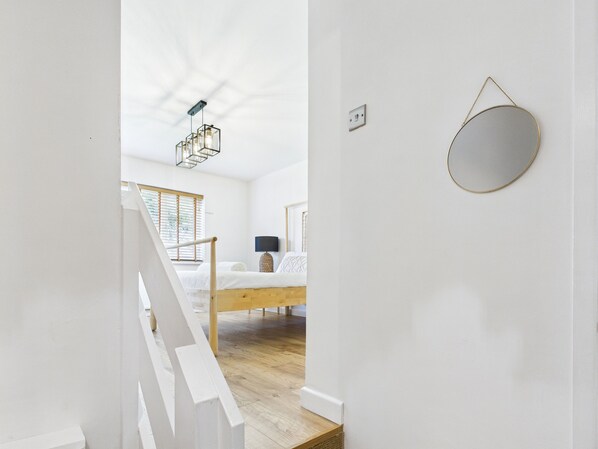 5 chambres, décoration personnalisée, ameublement personnalisé