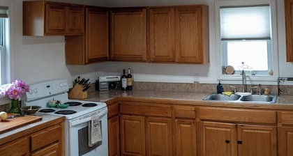Charming 3BR 2BA Home â Walk to Downtown St. Albans, Near Lake Champlain
