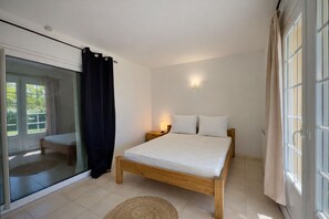 5 chambres, accès Internet, draps fournis
