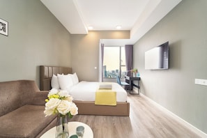 Family Studio, 1 Queen Bed with Sofa bed, River View | Minibar, desk, laptop workspace, blackout curtains - SaigonRise CDB-Apartment free Pool (Ho Chi Minh City)