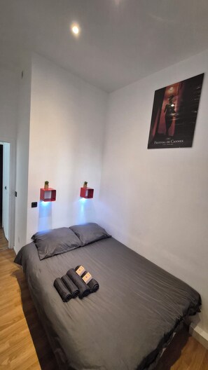 3 bedrooms, iron/ironing board, travel cot, free WiFi - Center Carré d'or 3 bedrooms - festival, pro, beaches, all shops! (Cannes)