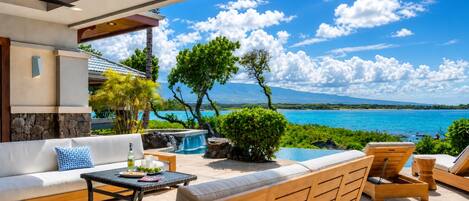 Villa, 4 habitaciones (Oceanfront, Sleeps 11 (Hale Nani)) | Terraza o patio