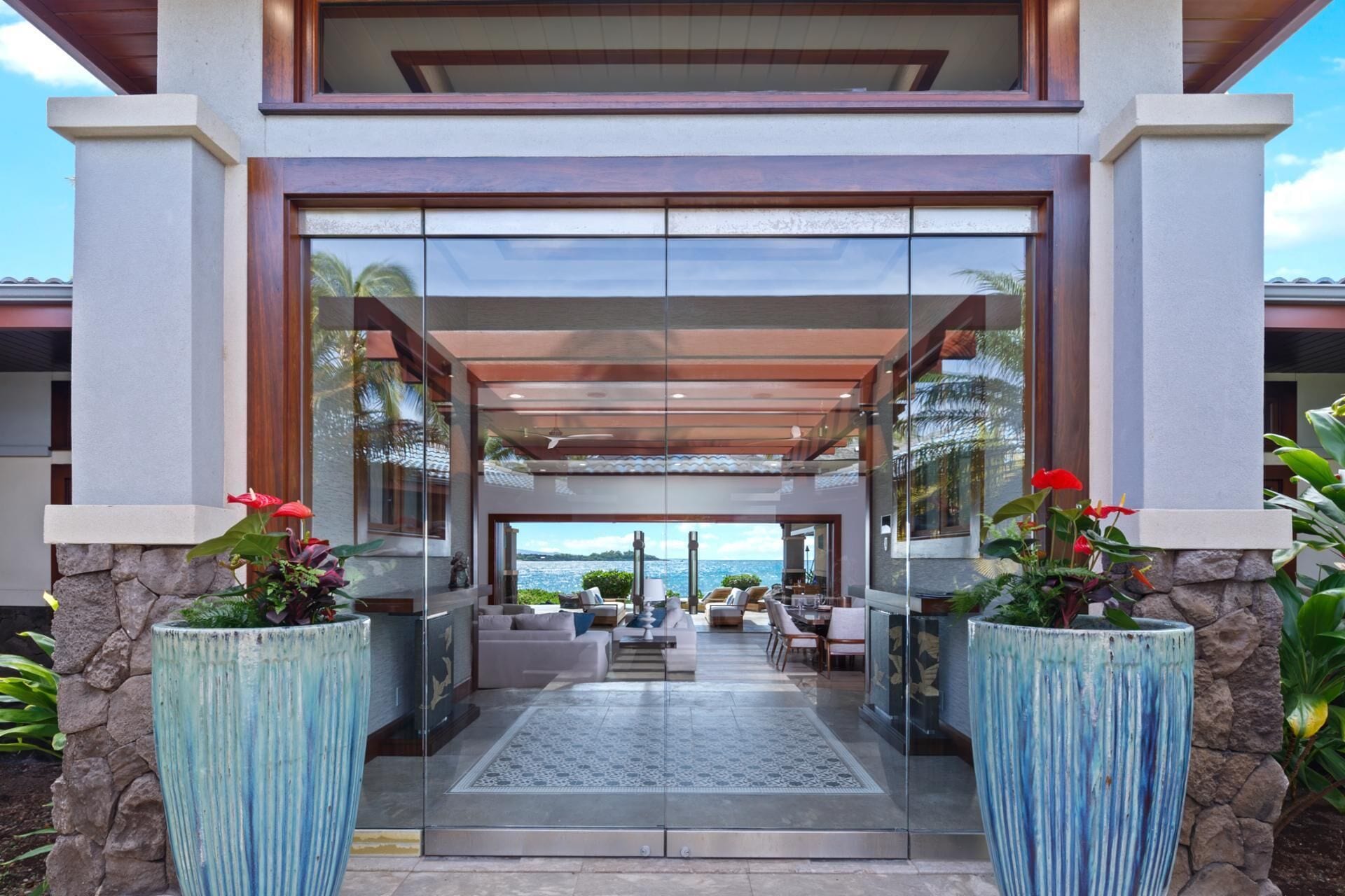 Entrada de la propiedad