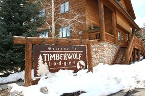 Condo (5 Bedrooms) | Property amenity