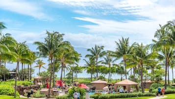 Condo (4 Bedrooms) | Front of property