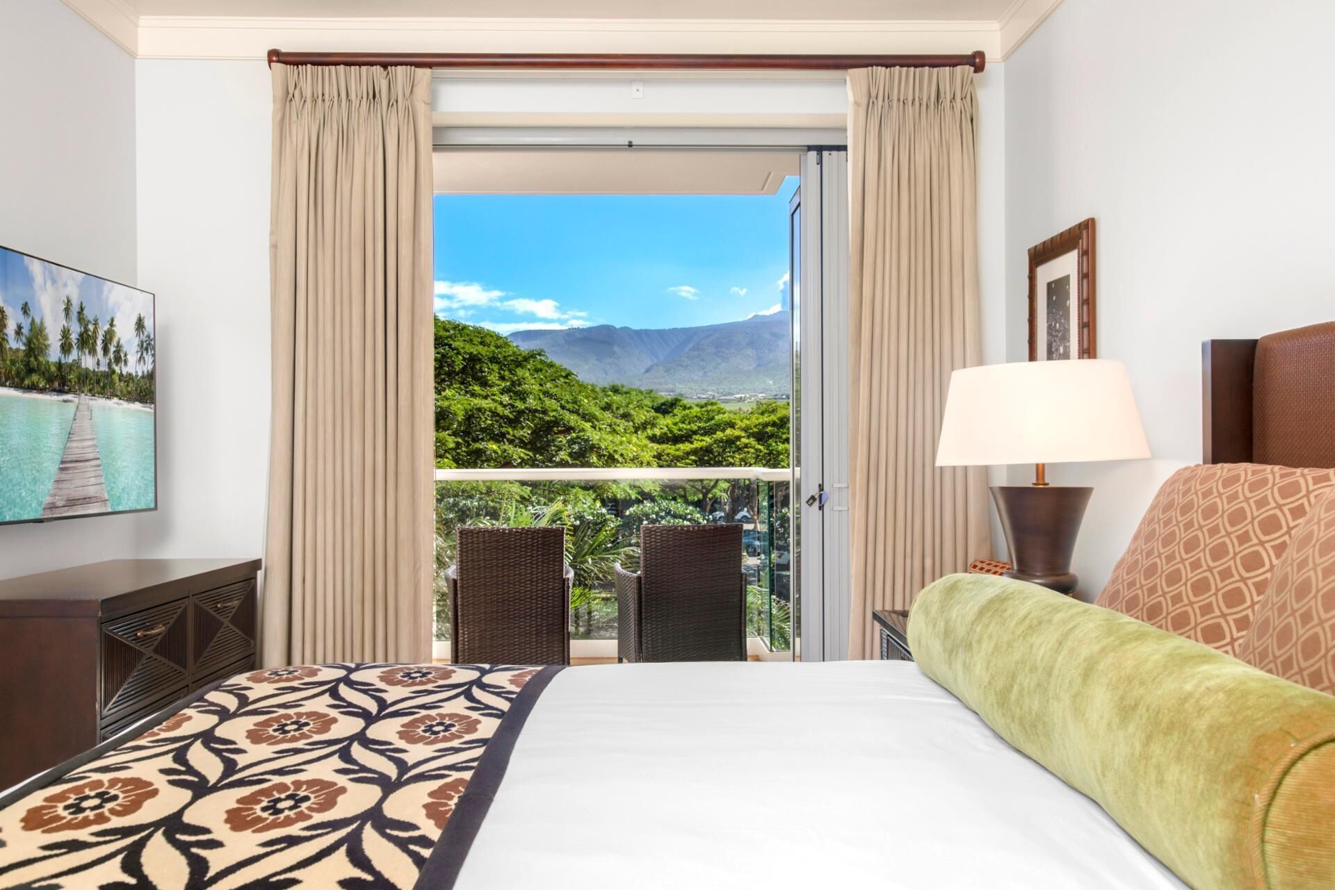 Condo (3 Bedrooms) | 3 bedrooms, laptop workspace, iron/ironing board, bed sheets