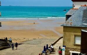 Beach - 38m2 studio with balcony next to Rochebonne beach in St Malo, Brittany (Saint-Malo)