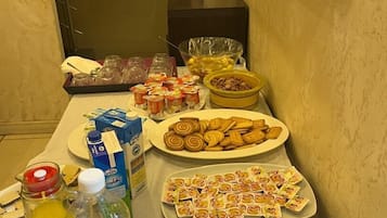 Free daily full breakfast