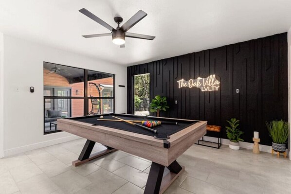 Spielezimmer
