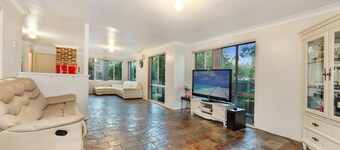 Metawise Cozy Family Room3 in Shared Home Free Parking