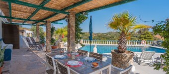 Country House 'Horta Da Ti'mariana' with Private Pool