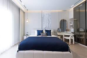 4 quartos, ferros/tábuas de passar roupa, Wi-Fi, roupa de cama