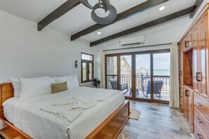 5 bedrooms, in-room safe, desk, iron/ironing board - Luxury 5‑Bedroom Beachfront Villa w/ Infinity Pool, Swim‑Up Bar & Private Pier (Maya Beach)