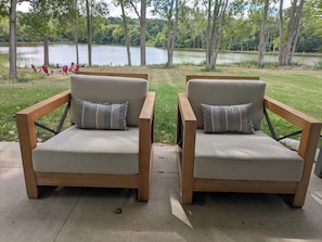 Property grounds - Modern, Ultra-Luxurious, 5 BR/4.5 BA Home on a quiet wooded lake in Ann Arbor (Superior Township)