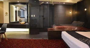 Deluxe Room | Bathroom | Hair dryer, towels, soap, shampoo - Uniko Living Roma (Mexico City)