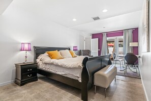 3 bedrooms, desk, iron/ironing board, free WiFi - Palm Springs Joy-pool/spa/views! (Palm Springs)