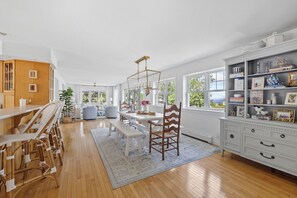 Dining - Granite Point Spacious and Elegant Family Retreat (Biddeford)