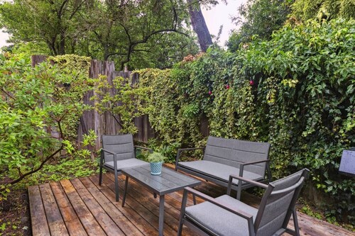 Charming Entire Family Home in North Vancouver